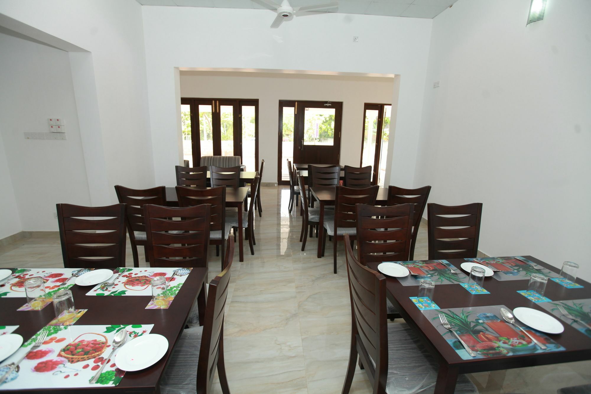 Lavonka Tourist Rest Hotel Anuradhapura Exterior photo