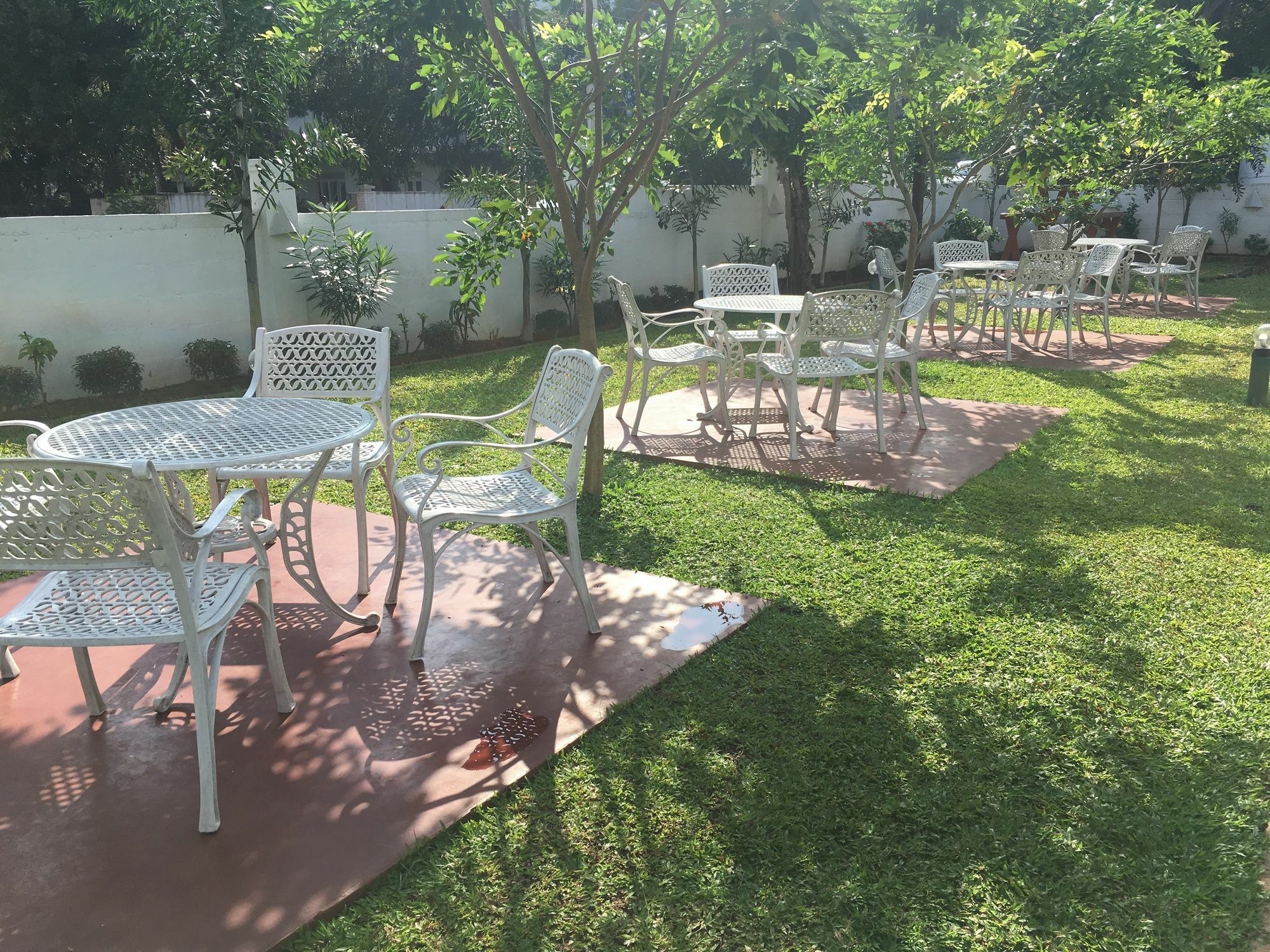 Lavonka Tourist Rest Hotel Anuradhapura Exterior photo